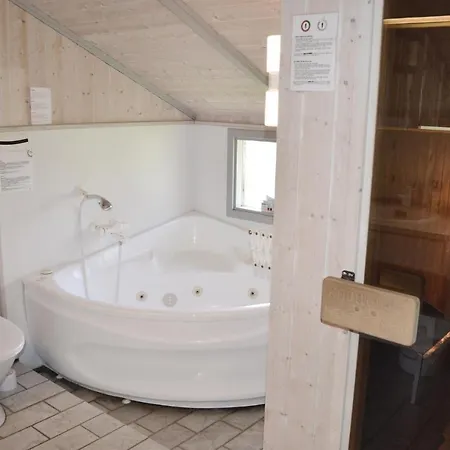 Bredekjaers-asen Graested X Prázdninový dům *